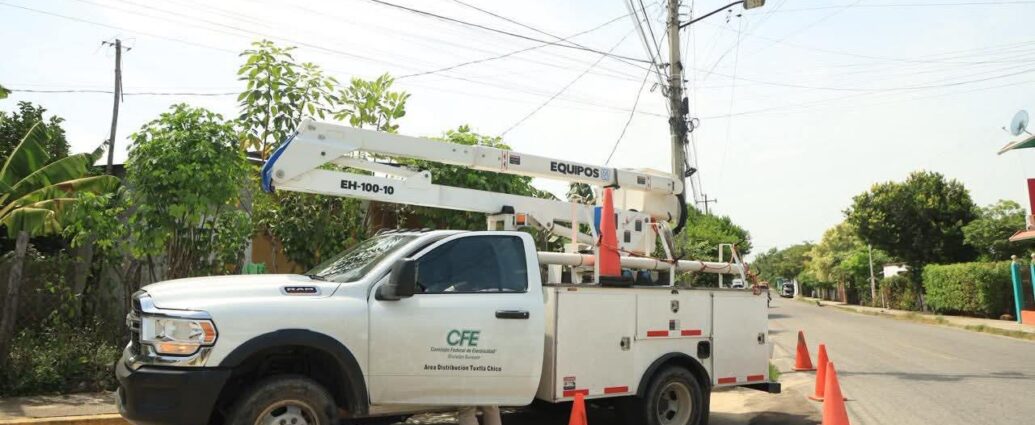 Registra CFE avance del 93% en programa de mantenimiento de la red eléctrica en Tabasco