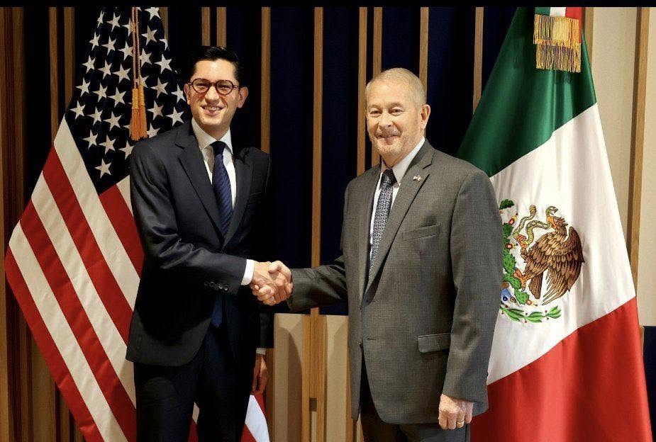 Canciller llama a embajadores a fortalecer la imagen de México en el exterior