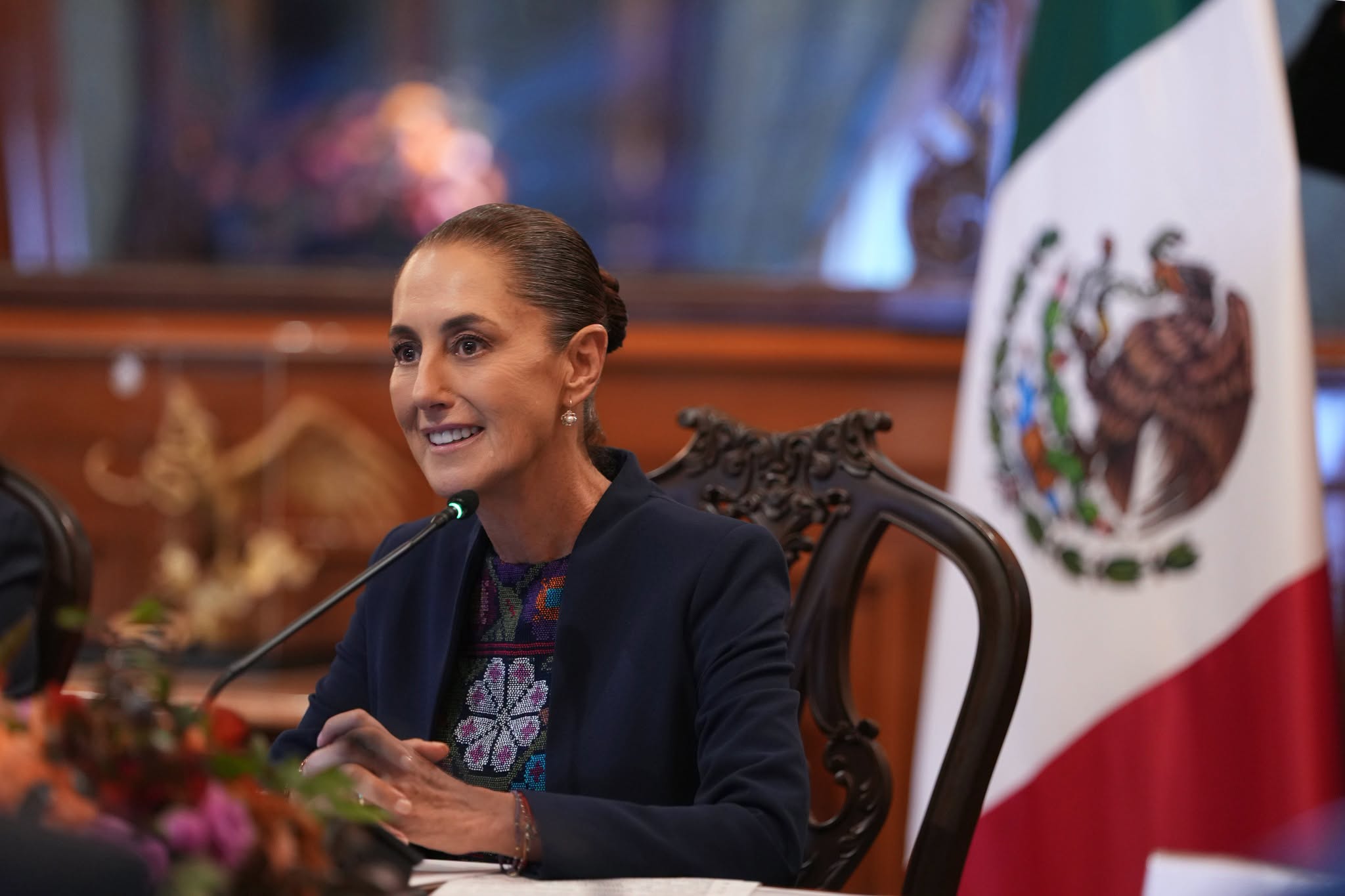 Sheinbaum ofrece apoyo a esposa de exdirector de Pemex tras denuncia por presunta violencia; Sener descarta su incorporación al INEEL