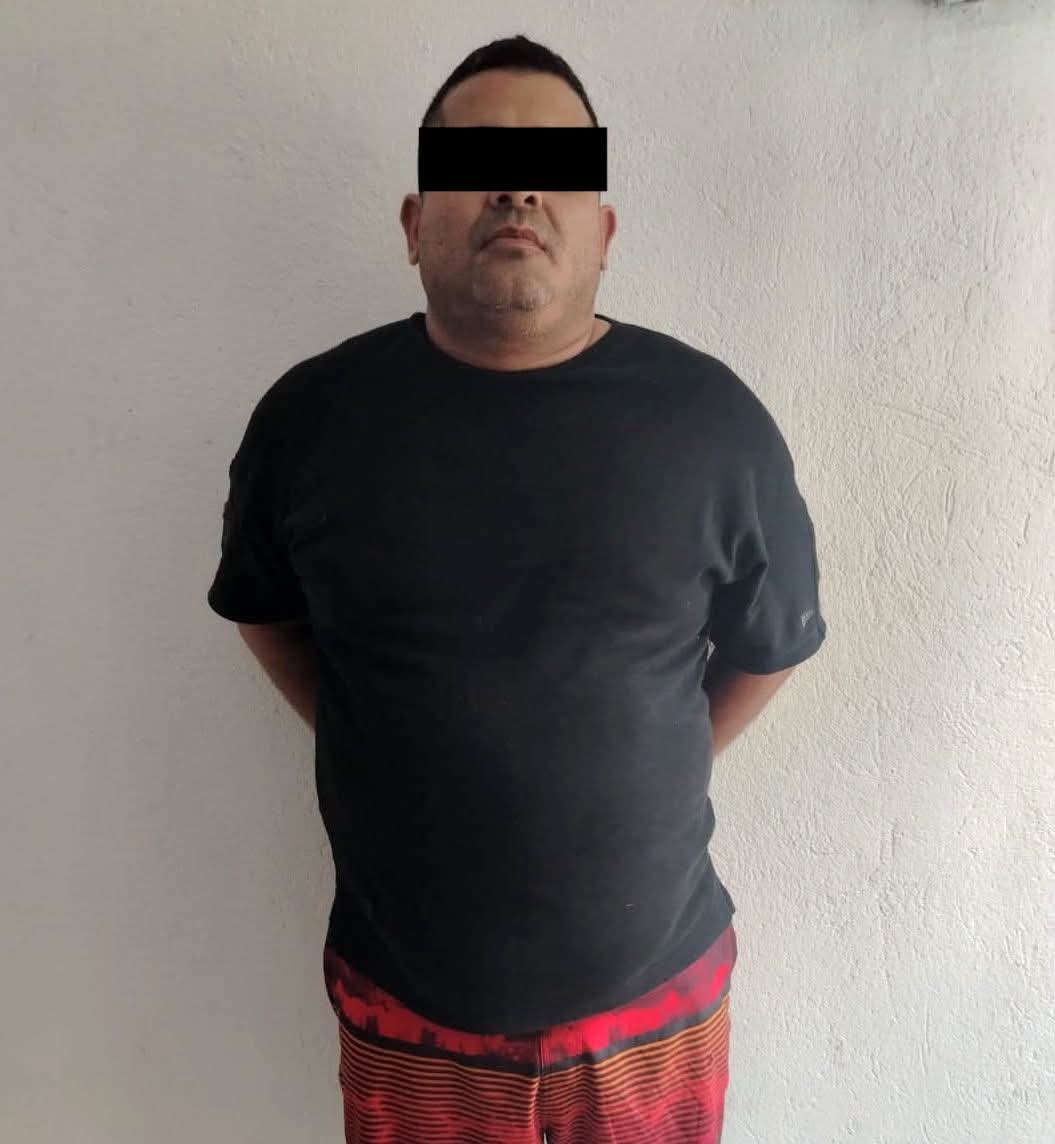 Rápida reacción policial permite detención de presunto asaltante y recuperación de dinero tras robo a cuentahabiente en Plaza Altabrisa