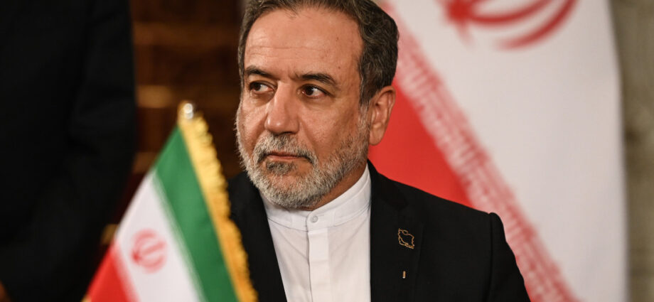 Irán y Estados Unidos, cerca de firmar acuerdo que liberaría activos congelados