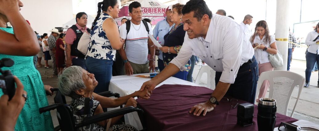Anuncia Javier May llegada de la Universidad Rosario Castellanos a Jonuta; será gratuita para los jóvenes