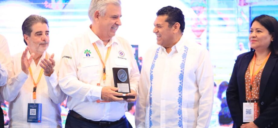 Tabasco se consolida como referente nacional en producción de palma de aceite: Javier May
