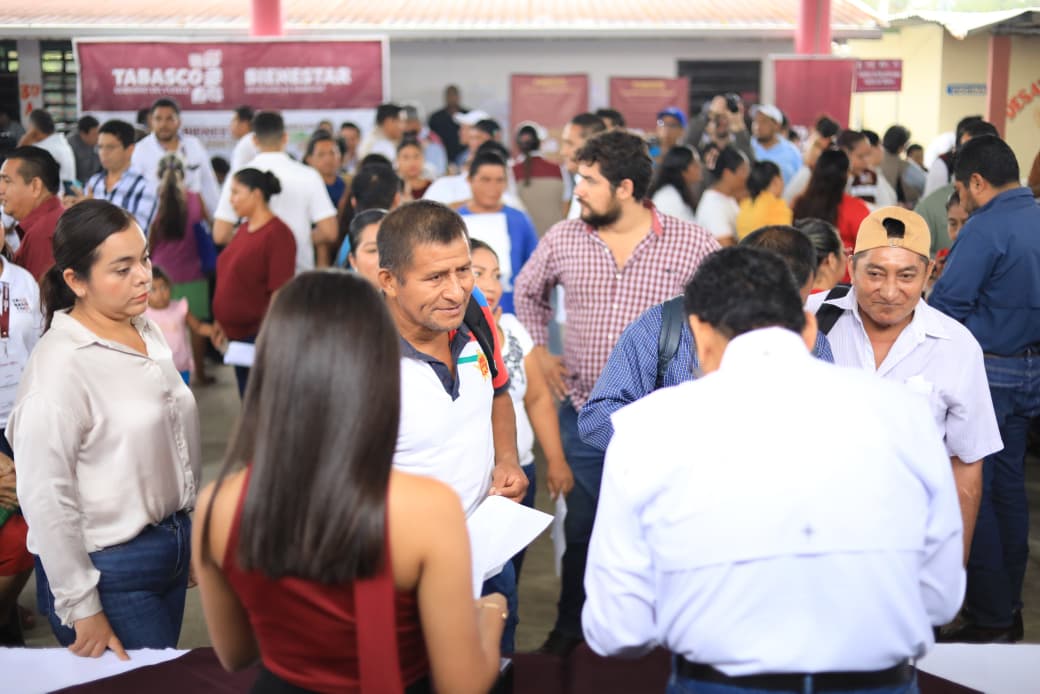 Destaca Javier May avances de la transformación en Tacotalpa durante audiencia pública en territorio