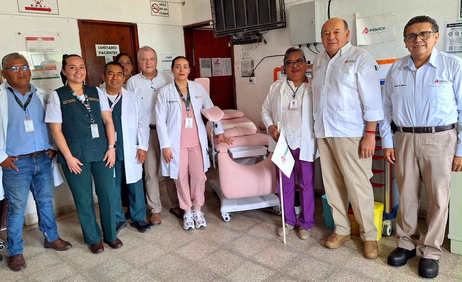 Pemex entrega equipamiento médico y mobiliario en Huimanguillo, en impulso a la infraestructura social del municipio…