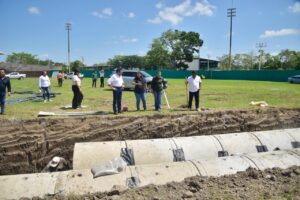 Javier May supervisa en Cunduacán infraestructura caminera, viviendas y cárcamo para evitar inundaciones…
