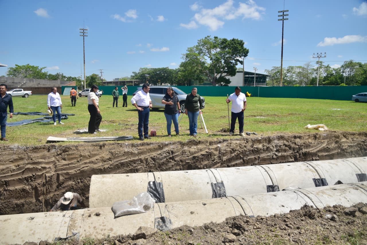 Javier May supervisa en Cunduacán infraestructura caminera, viviendas y cárcamo para evitar inundaciones…