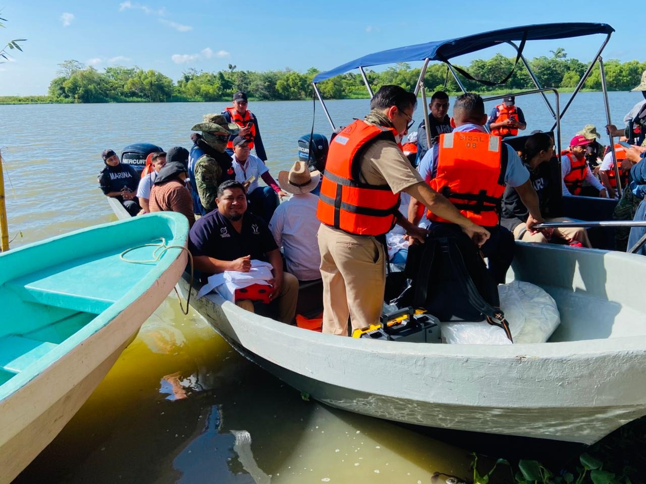 Caravana Acuática de Salud lleva más de mil 700 servicios médicos gratuitos a comunidades ribereñas de Centla