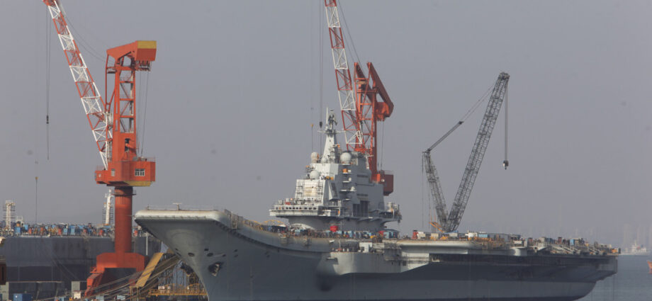 Rusia y China inician maniobras navales conjuntas en el mar Amarillo