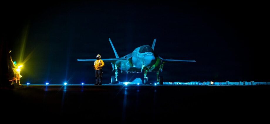 Estados Unidos lanza nueva oleada de ataques contra Irán en medio de la escalada militar