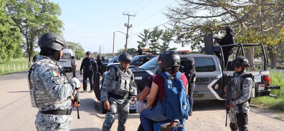 Vinculan a proceso a hombre detenido con arma de uso exclusivo del Ejército en Huimanguillo