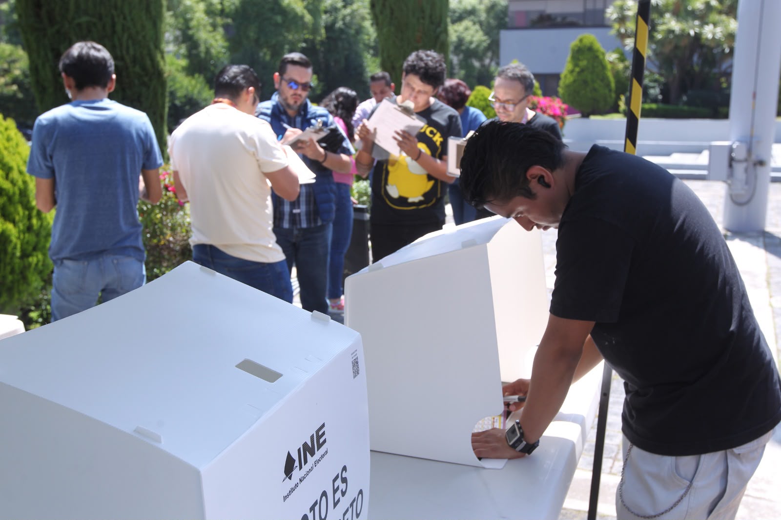 INE prueba nuevos diseños de boletas para la elección del Poder Judicial; buscan facilitar el voto ciudadano