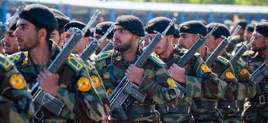Comandante de la Guardia Revolucionaria de Irán advierte que la “venganza” contra Estados Unidos e Israel está cerca