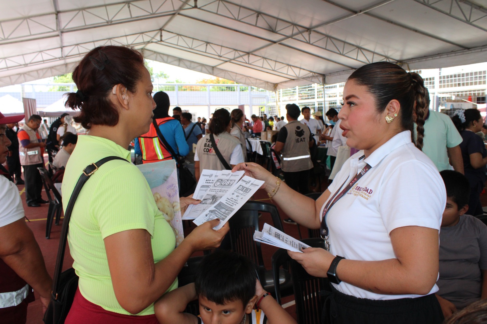 Jornadas de Paz llegan a la colonia Asunción Castellanos con servicios y atención directa a la población
