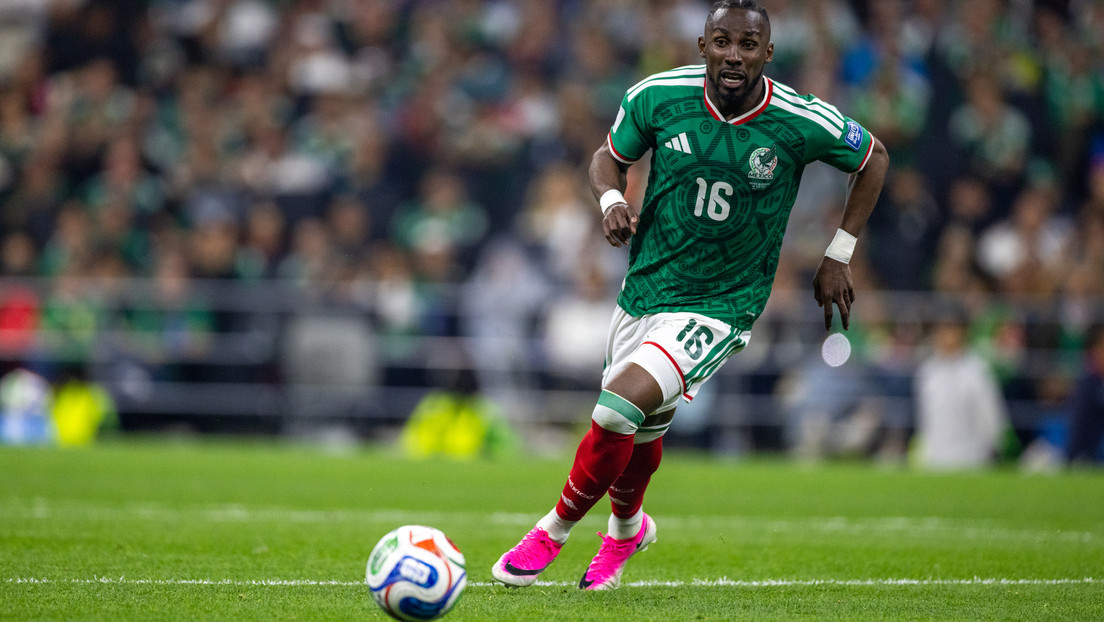 Julián Quiñones se mantiene entre los 10 mejores jugadores del Mundial pese a eliminación de México