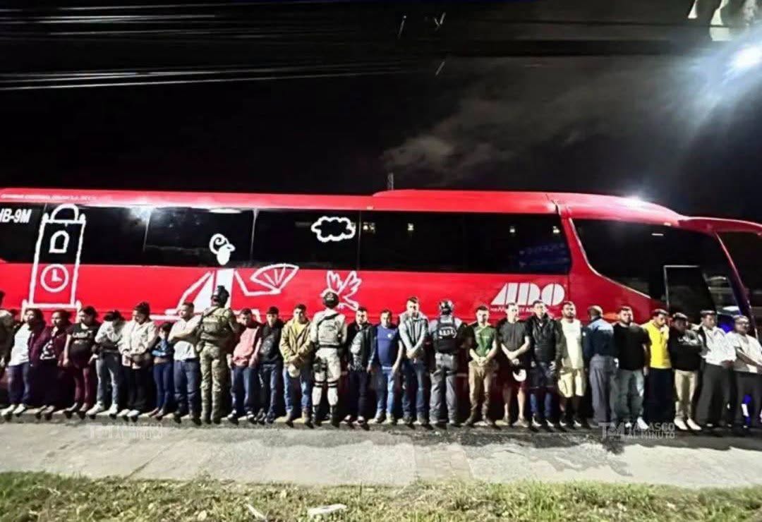 FIRT Olmeca detiene a 11 personas y rescata a 22 migrantes durante operativos de seguridad en Tabasco