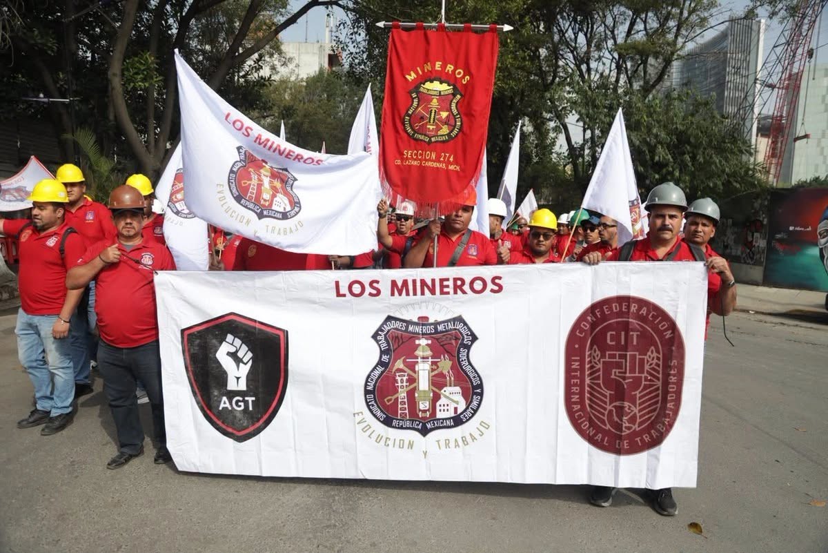 Mineros exigen solución a huelgas de 19 años; Segob promete reunión con Gómez Urrutia