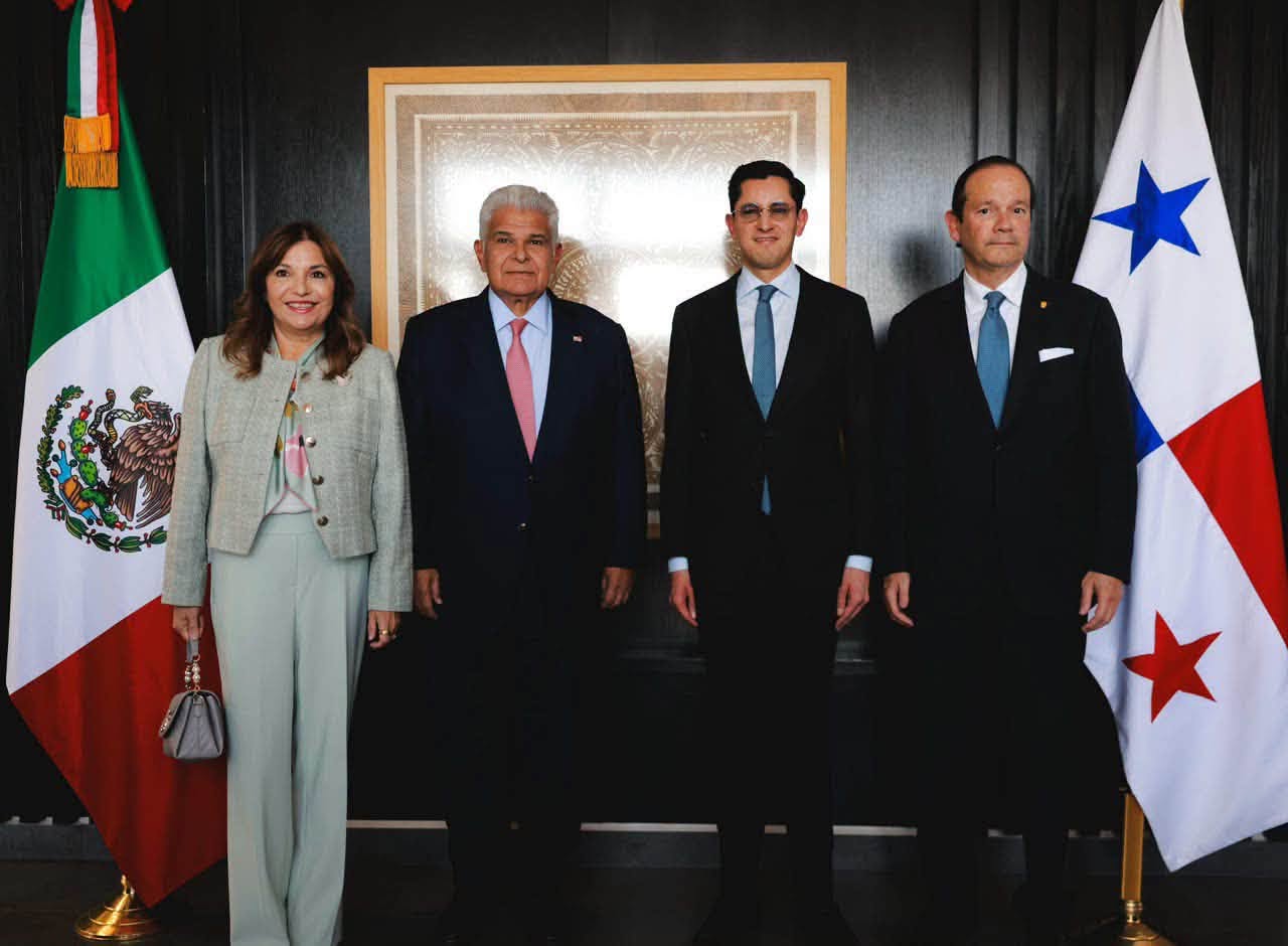 Presidente de Panamá inicia visita de trabajo en México; se reunirá con Claudia Sheinbaum