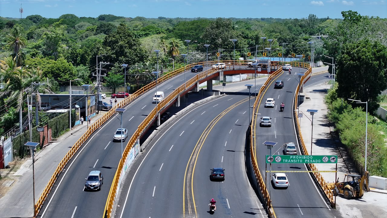 Inversión histórica en carreteras transforma la movilidad de más de 60 mil habitantes en Nacajuca