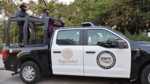 Gabinete de Seguridad reporta seis detenidos y decomisos de droga, armas y mercancía ilegal en Tabasco