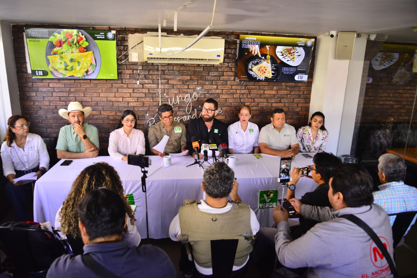 PVEM Tabasco impulsa agenda de protección animal; busca vacunar a 12 mil mascotas y endurecer sanciones por maltrato