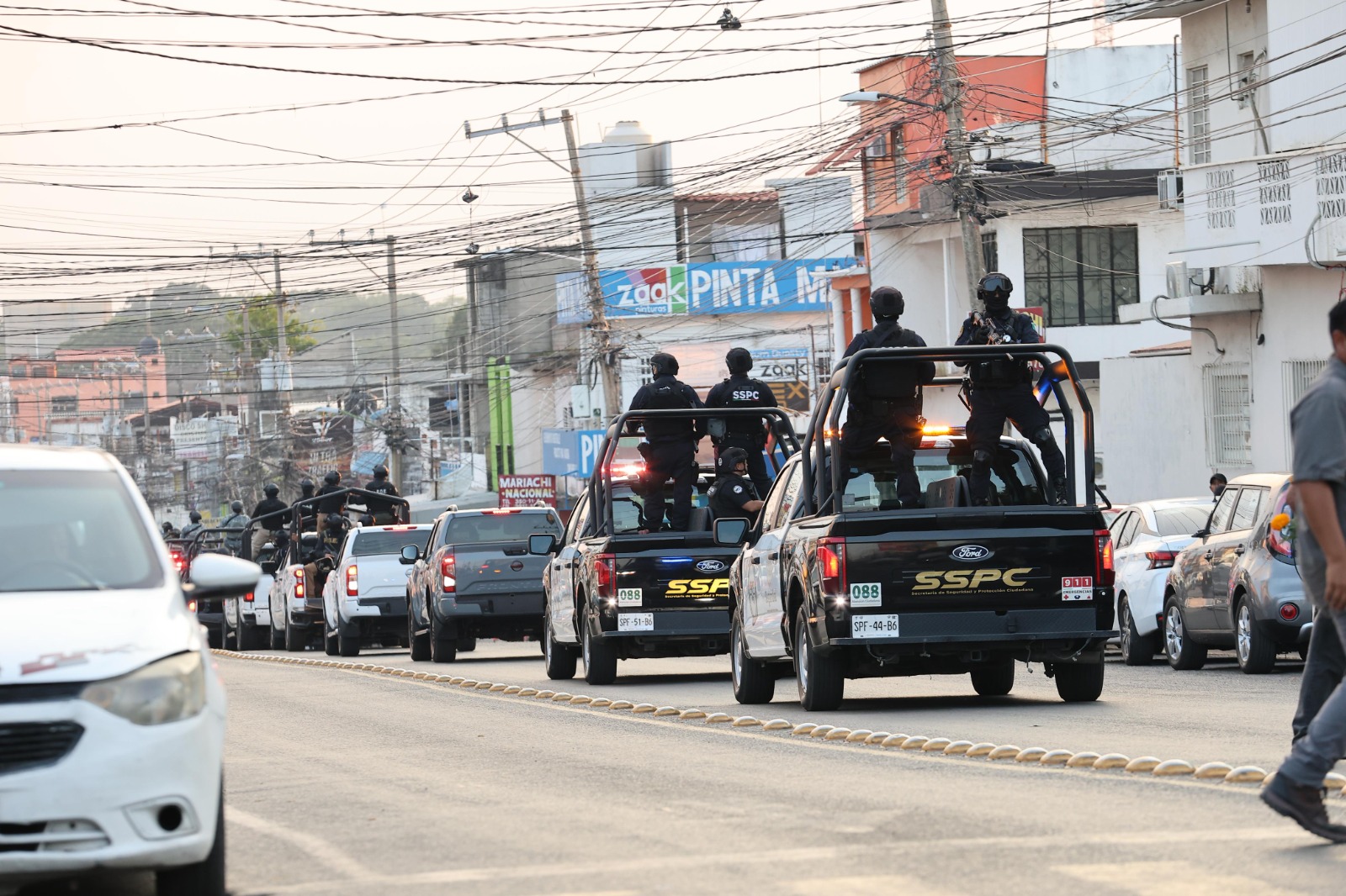 Golpe a delincuencia en Tabasco; detienen a 16 personas y aseguran más de una tonelada…