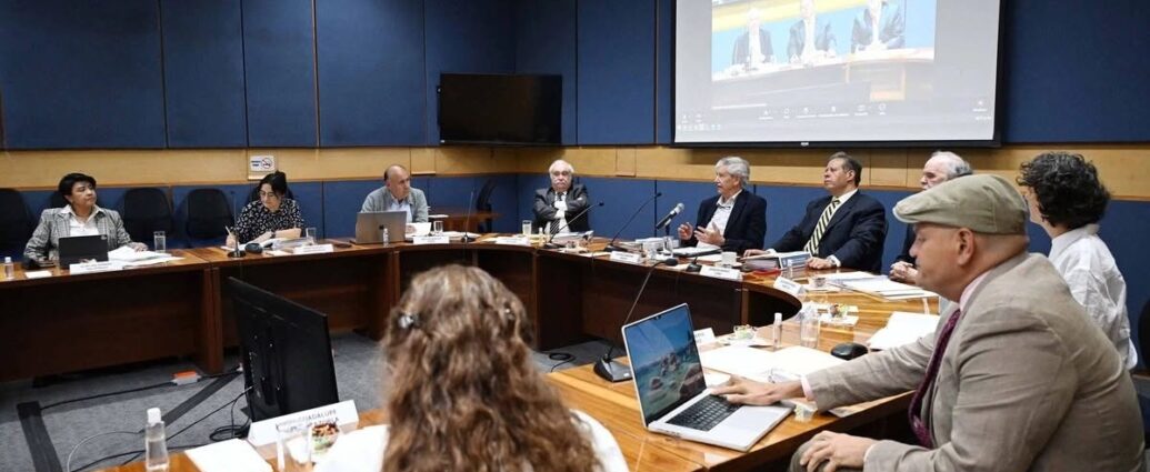 Comisión Técnica acelerará revisión del ingreso a licenciatura 2026; emitirá recomendación esta semana