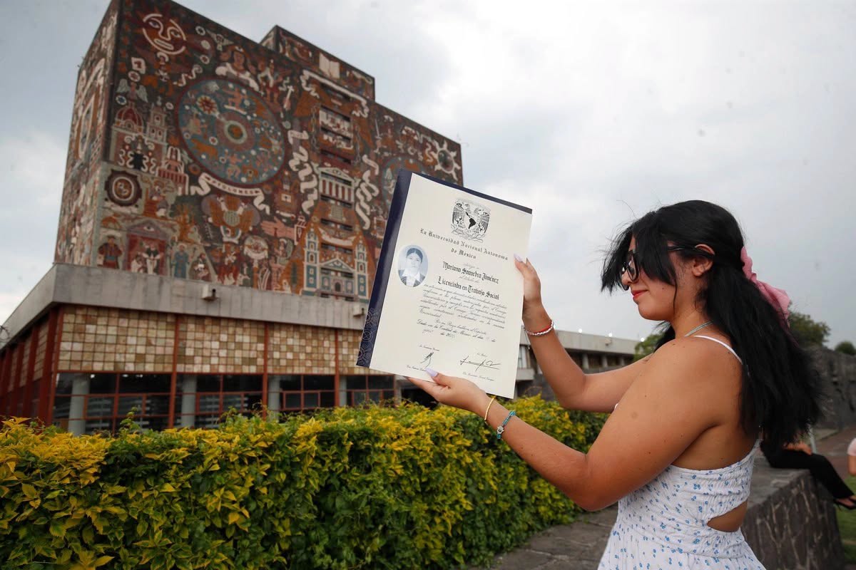 UNAM crea comisión técnica para revisar examen de admisión tras polémica por puntajes atípicos