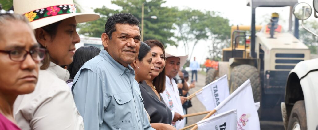 Javier May supervisar obras en Estación Chontalpa y Colonia Agrícola, Huimanguillo; la Transformación avanza y nada la detendrá, reitera…
