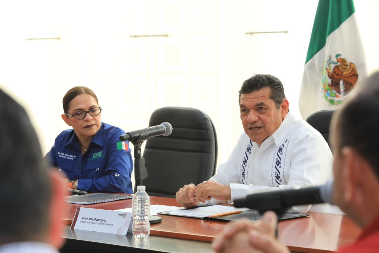 Javier May y directora de CFE fortalecen coordinación para mejorar servicio eléctrico en Tabasco…