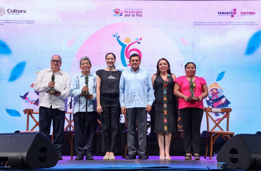 Arranca edición 19 del Festival Cultural Ceiba; Gobernador Javier May entrega galardón Savia del Edén…