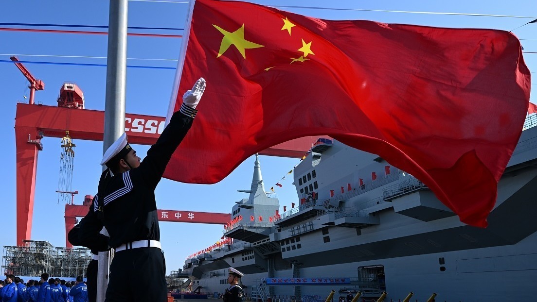 China plantea sustituir soldados por enjambres de robots autónomos en islas del Mar de China Meridional