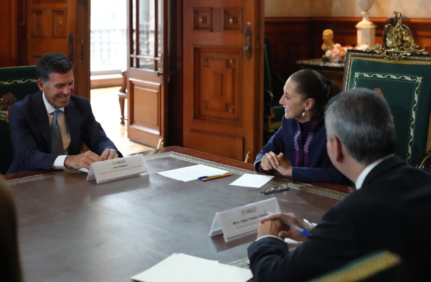 Sheinbaum se reúne con Goldman Sachs para analizar oportunidades de inversión en México