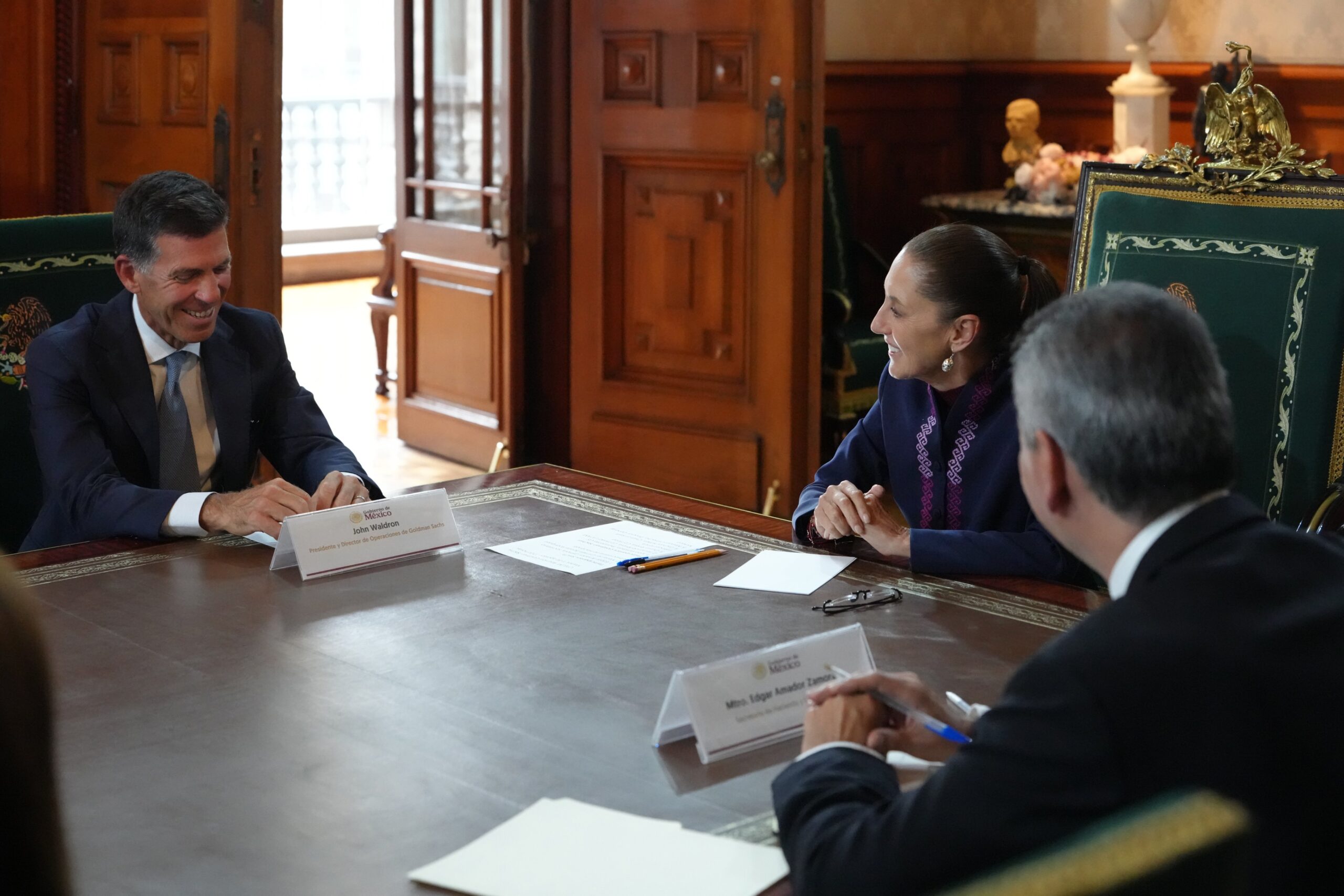 Sheinbaum se reúne con Goldman Sachs para analizar oportunidades de inversión en México