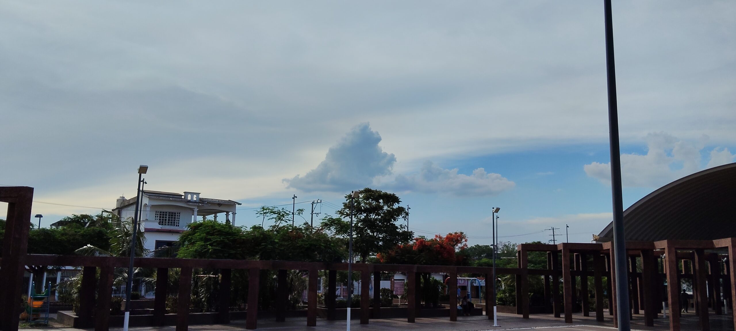 Villahermosa tendrá miércoles caluroso y lluvias intensas durante la noche