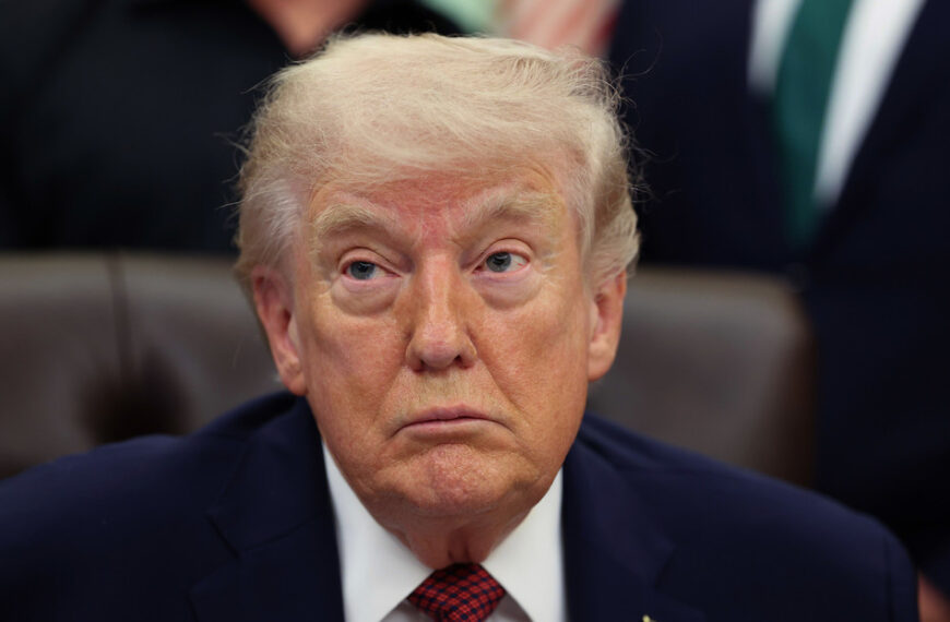 Trump vuelve a justificar ofensiva contra Irán bajo argumento de amenaza nuclear