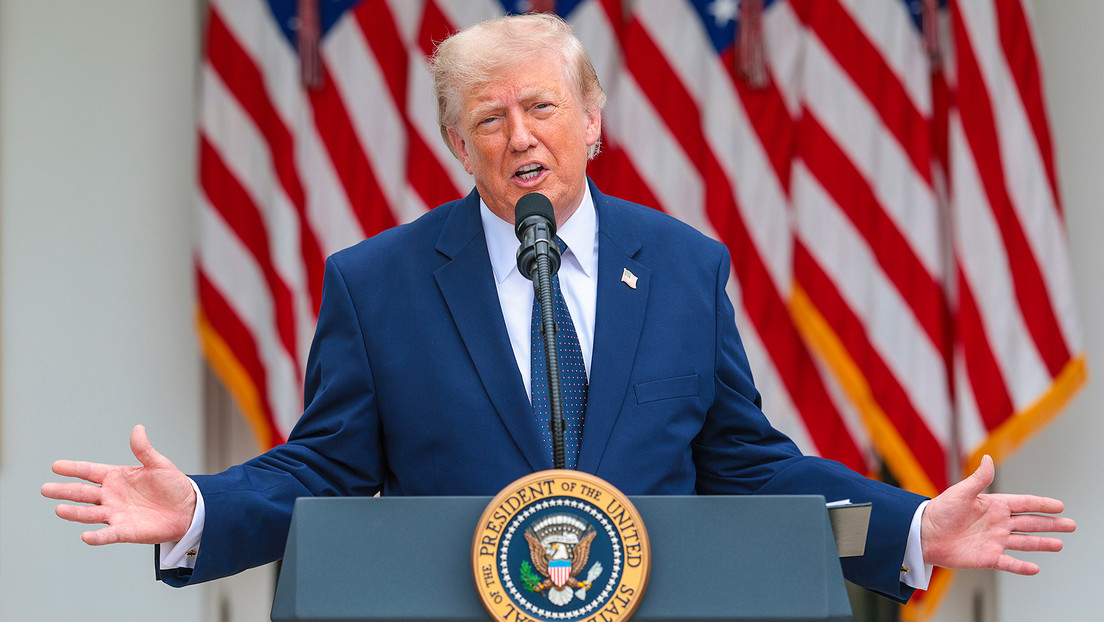 Trump se proclama “banquero” de Irán y advierte que mantiene presión económica sobre Teherán