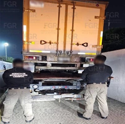FGR detiene a dos personas con cargamento de pirotecnia en Huimanguillo