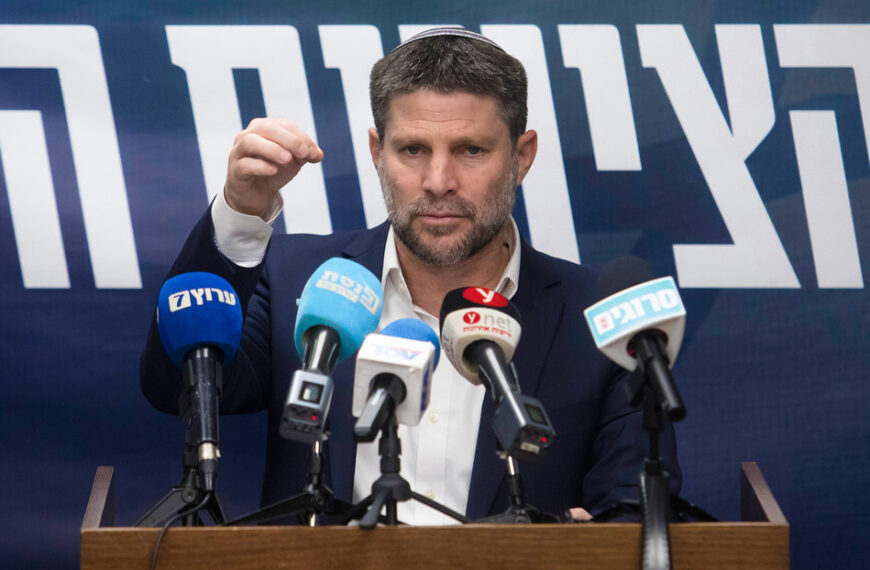 Ministro israelí rechaza la existencia del pueblo palestino y descarta reconocer un Estado