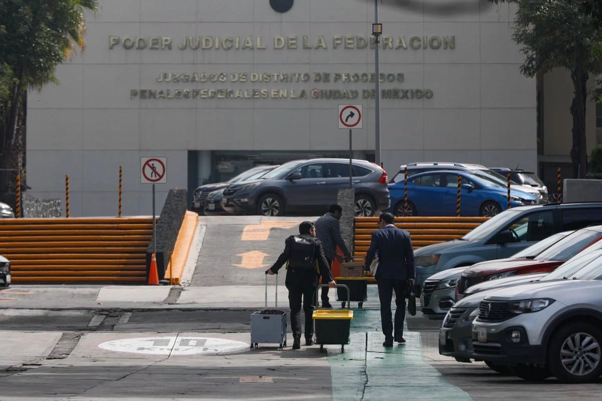 Niegan suspensión definitiva a hermana de Emilio Lozoya contra posible orden de aprehensión