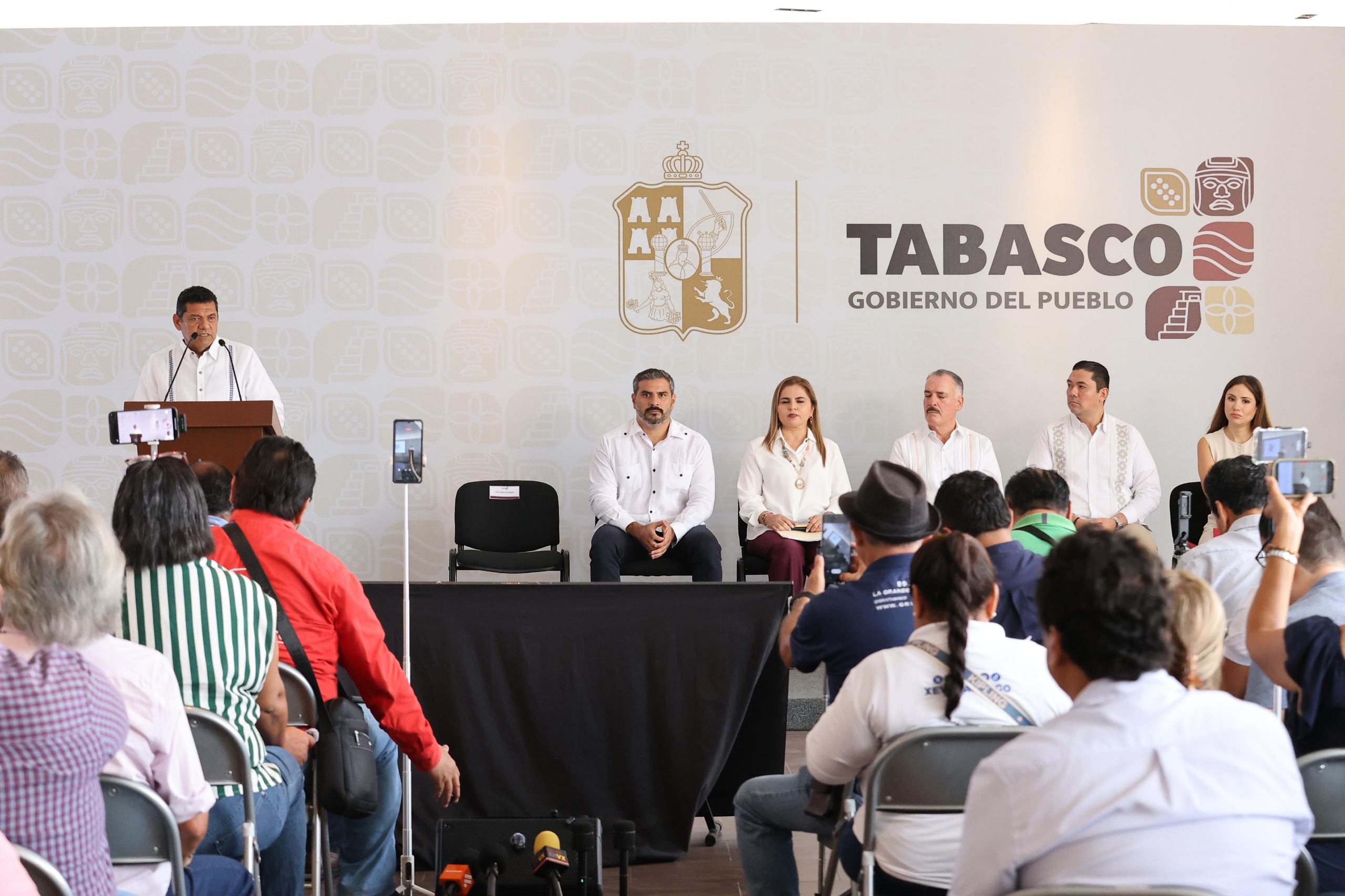 Gobierno de Tabasco alista agenda de salud, empleo y obras para esta semana