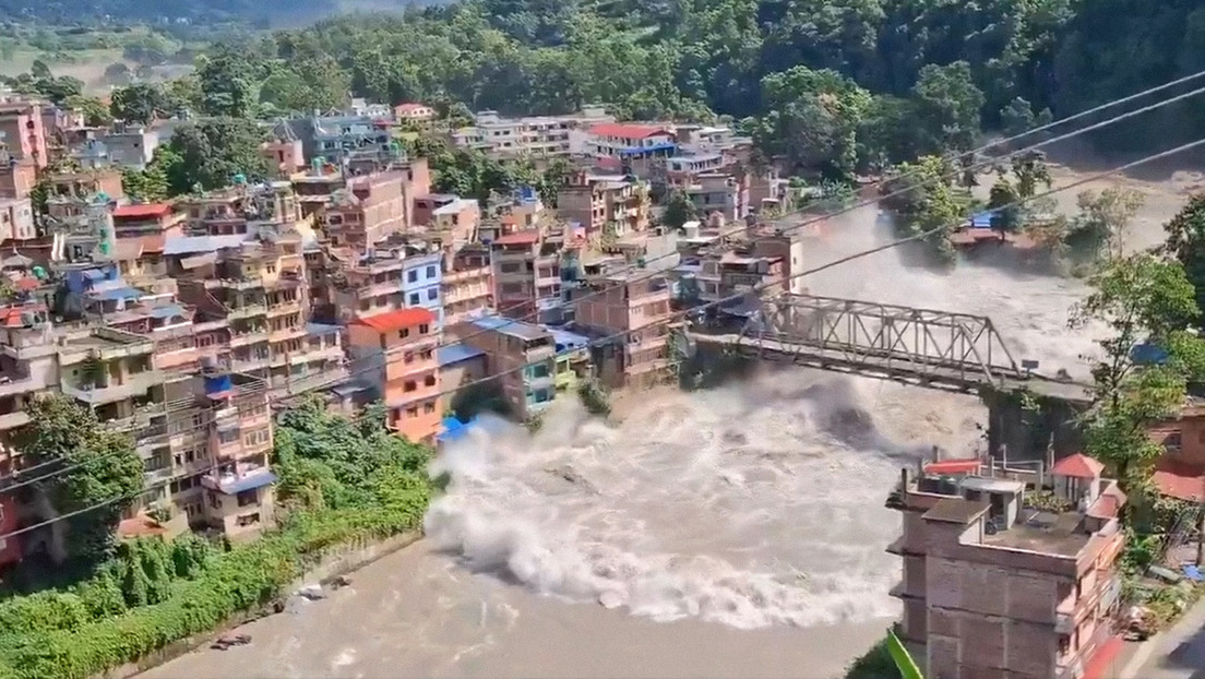 Desastre en Nepal y Tíbet deja al menos 160 muertos y cientos de desaparecidos
