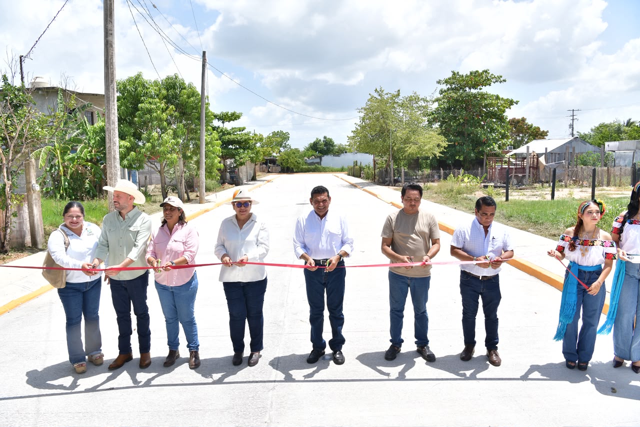 Invierten 22 mdp en obras de infraestructura para mejorar movilidad y servicios en Balancán