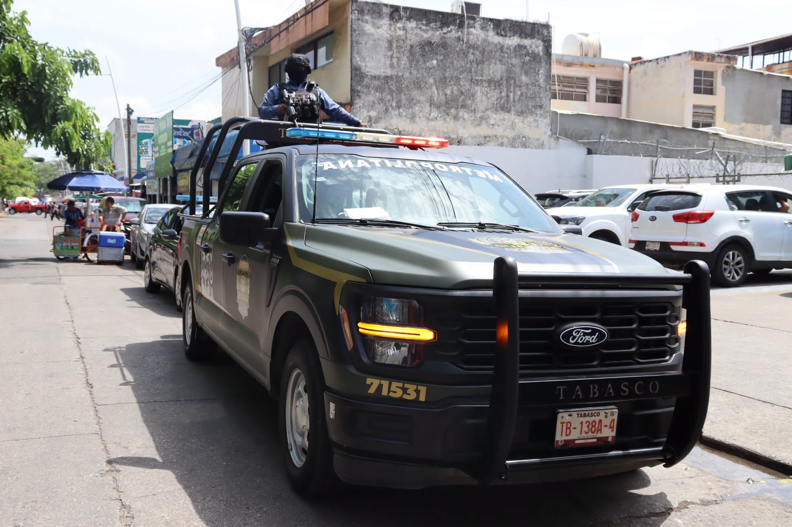 Gabinete de Seguridad reporta 16 detenidos y decomiso de 54 mil litros de hidrocarburo en Tabasco