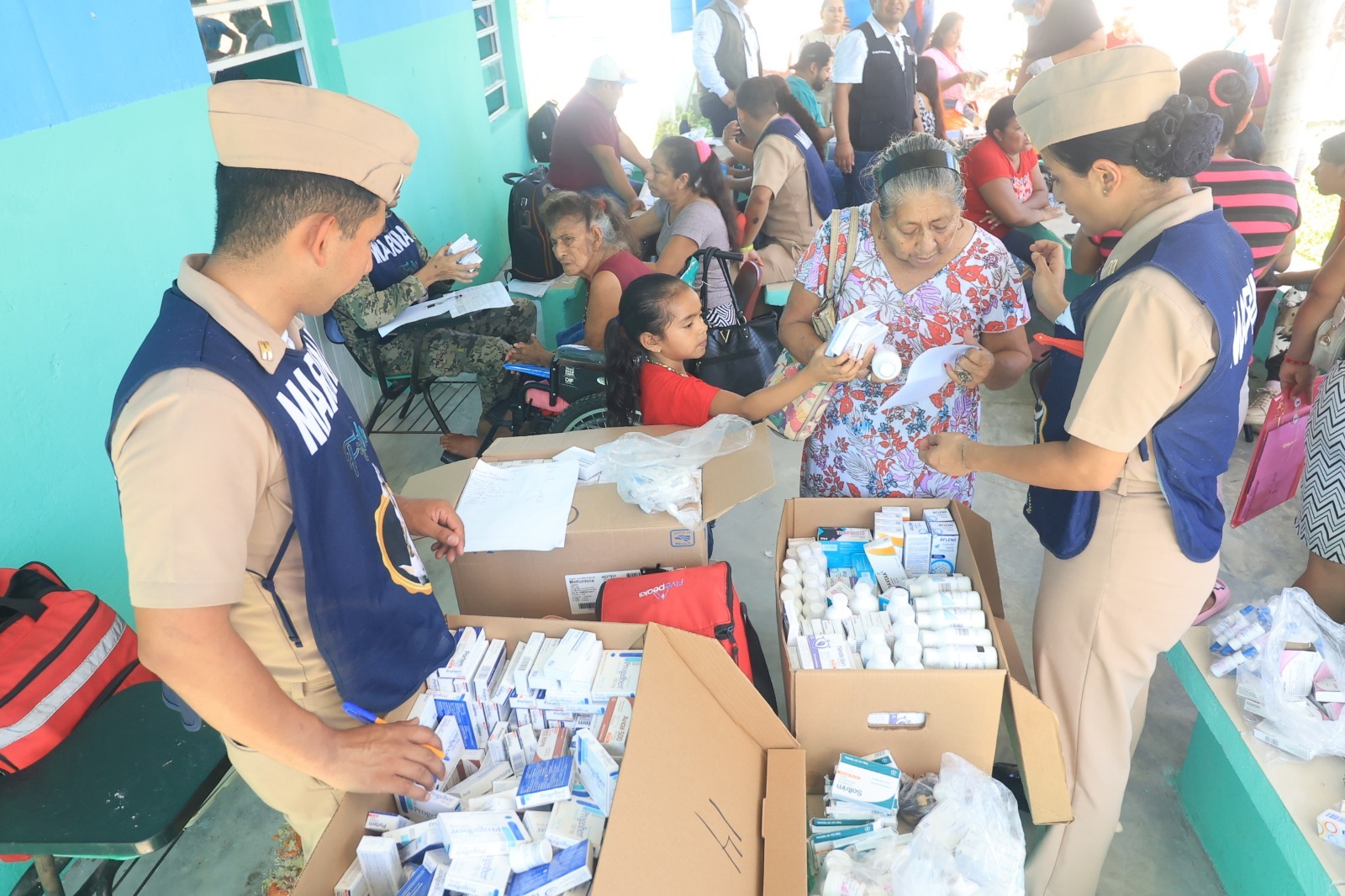 Caravana Acuática de Salud lleva atención médica gratuita a comunidad de difícil acceso en Centla