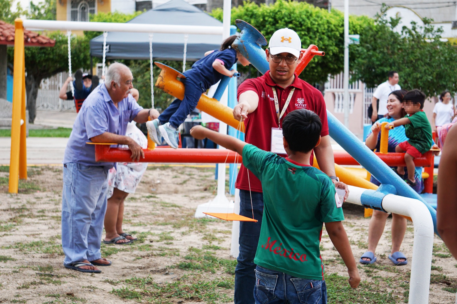 Verano ConCiencia 2026 acerca la ciencia a familias de El Espejo 2