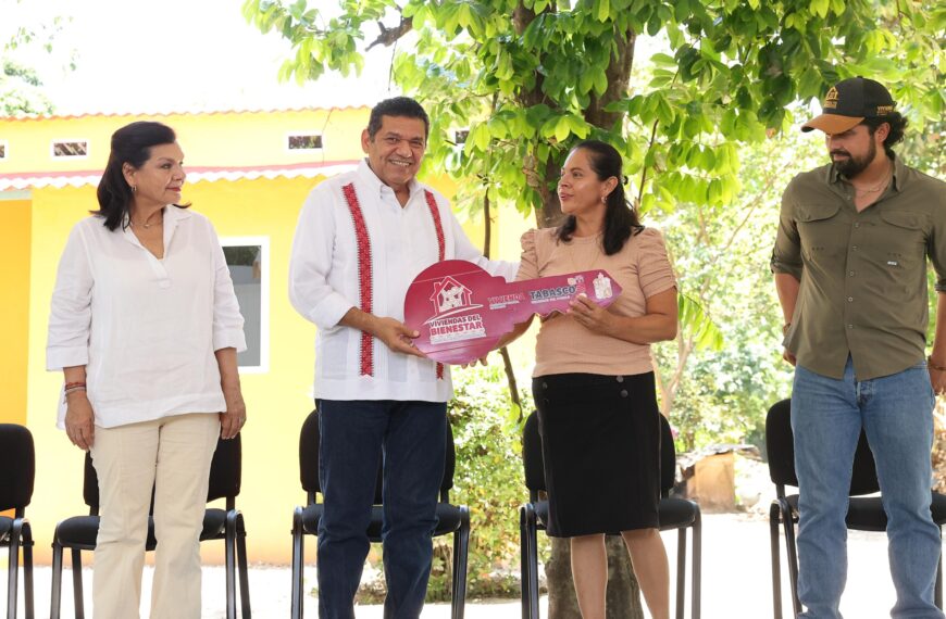 Gobernador Javier May entrega Viviendas del Bienestar para 65 familias del municipio de  Centro…