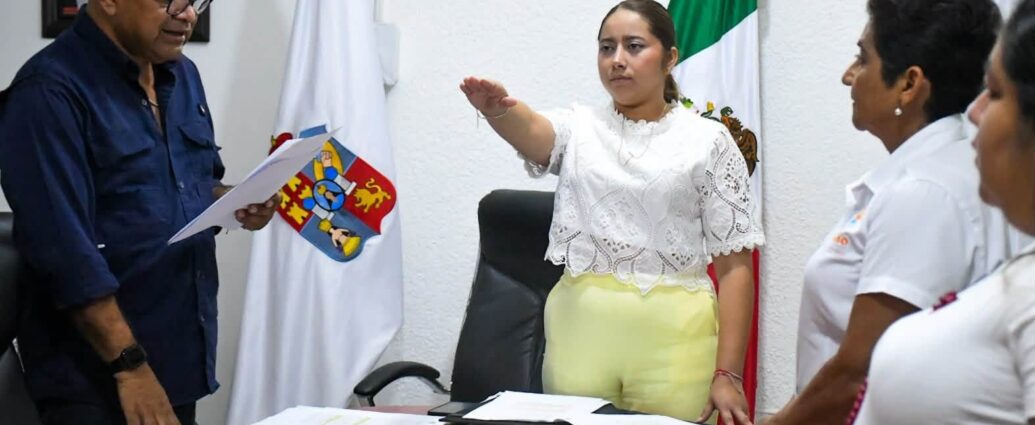 Síndica de Hacienda, María Eliza Hernández, asume alcaldía de Paraíso en sustitución del prófugo Alfonso Baca Sevilla…