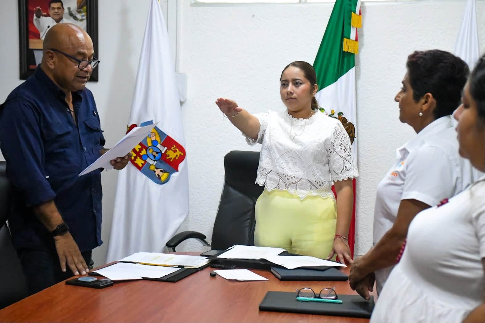 Síndica de Hacienda, María Eliza Hernández, asume alcaldía de Paraíso en sustitución del prófugo Alfonso…