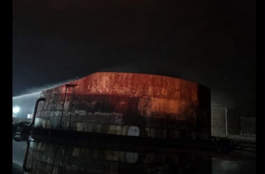 Pemex controla incendio de un tanque de almacenamiento, en la Batería de Separación Sitio Grande de Juárez Chiapas…